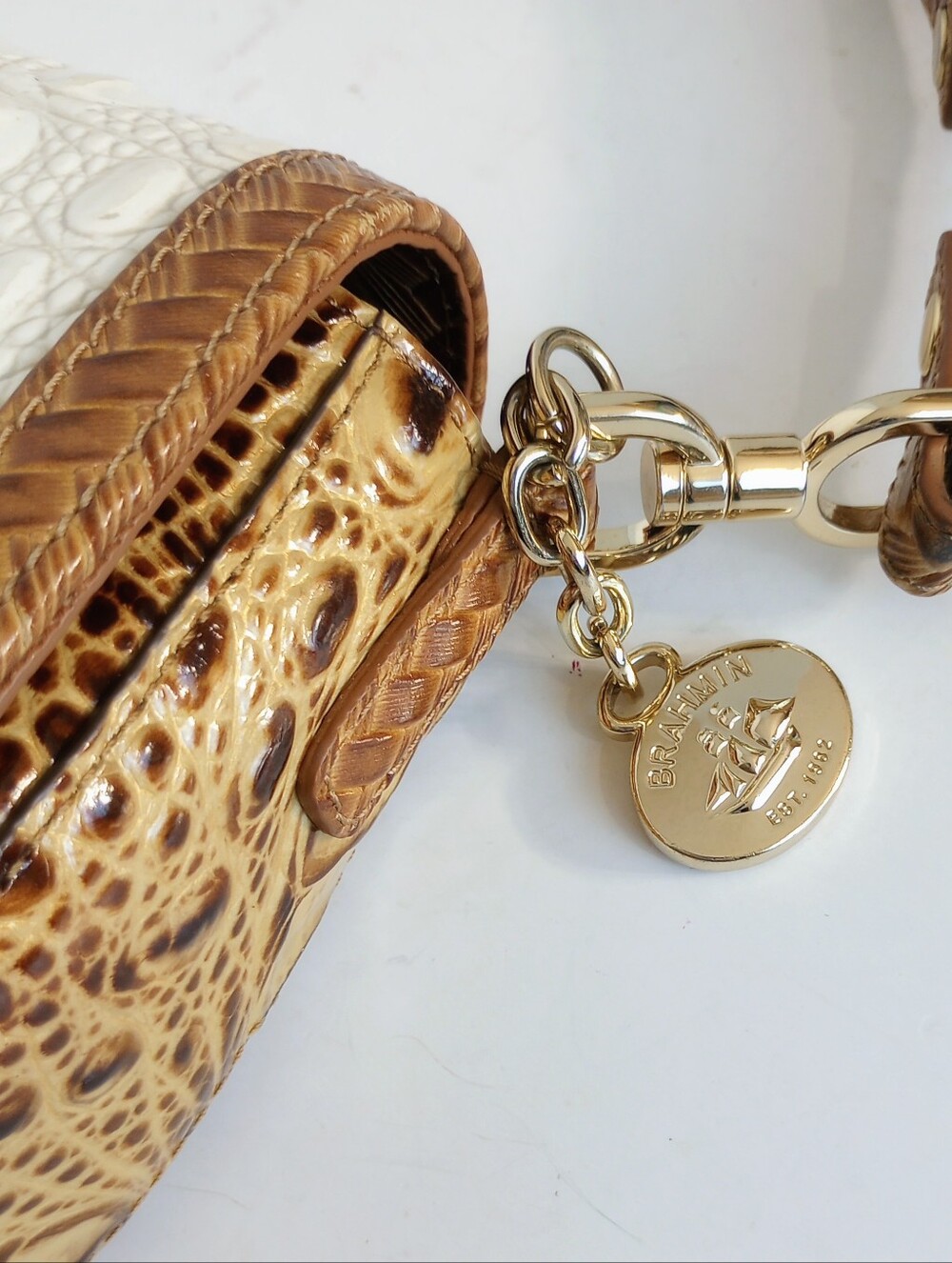 SOLD Brahmin Taber Collection Briar Crossbody In Coconut Milk - Picture 7 of 14